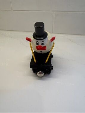 Thomas & Friends Wooden Railway Snowman Balloon Car